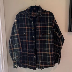 Moose Creek Mens Flannel. Outdoor Garment. Black and Yellow Pattern. Size Large